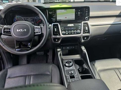 Used 2023 Kia Sorento EX FWD image 3