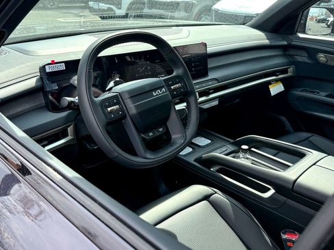 New 2027 Kia Telluride S image 13