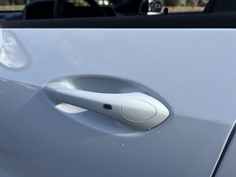 Certified 2026 Chevrolet Trax RS w/ Sunroof Package image 21