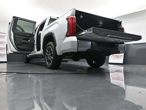 Used 2025 Toyota Tundra Limited w/ Power Package image 40