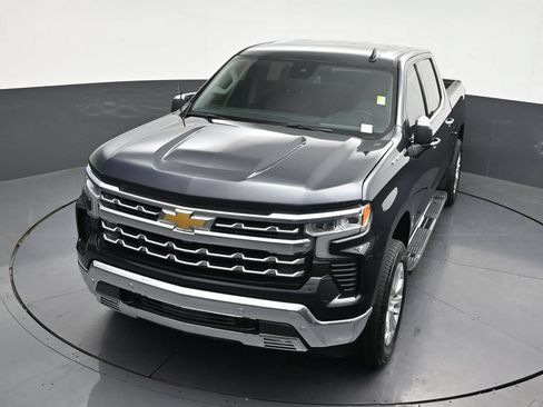Used 2023 Chevrolet Silverado 1500 LTZ RWD image 20