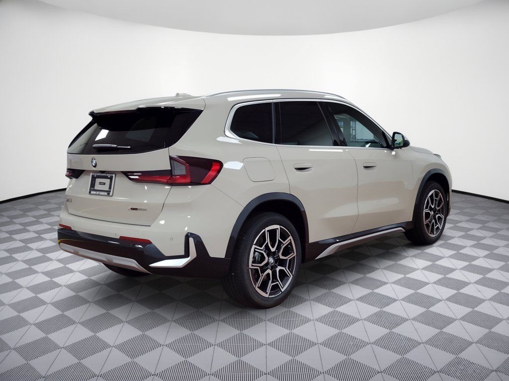 Certified 2026 BMW X1 xDrive28i w/ Convenience Package AWD/4WD image 9