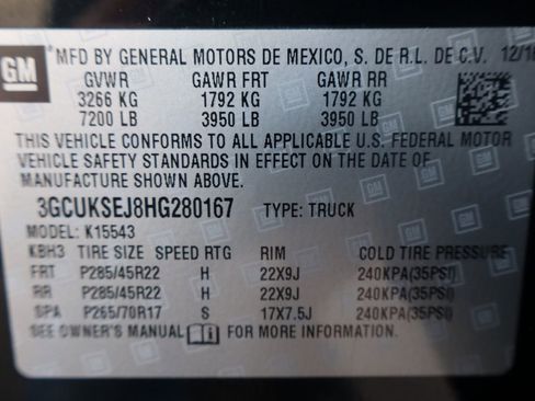 Used 2017 Chevrolet Silverado 1500 LTZ Z71 w/ LTZ Plus Package AWD/4WD image 45