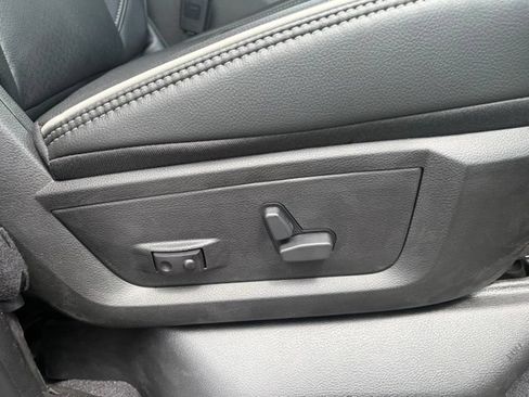 New 2026 RAM 2500 Laramie AWD/4WD image 30