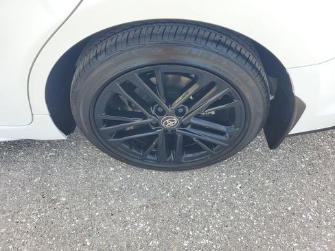 Used 2026 Toyota Camry SE image 19