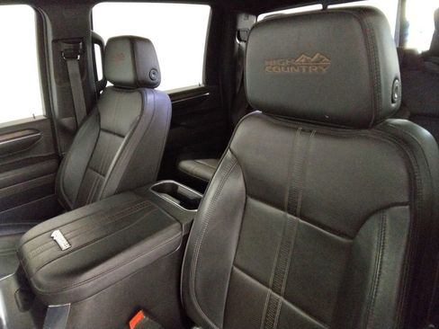 Used 2024 Chevrolet Silverado 2500 High Country w/ High Country Premium Package image 37