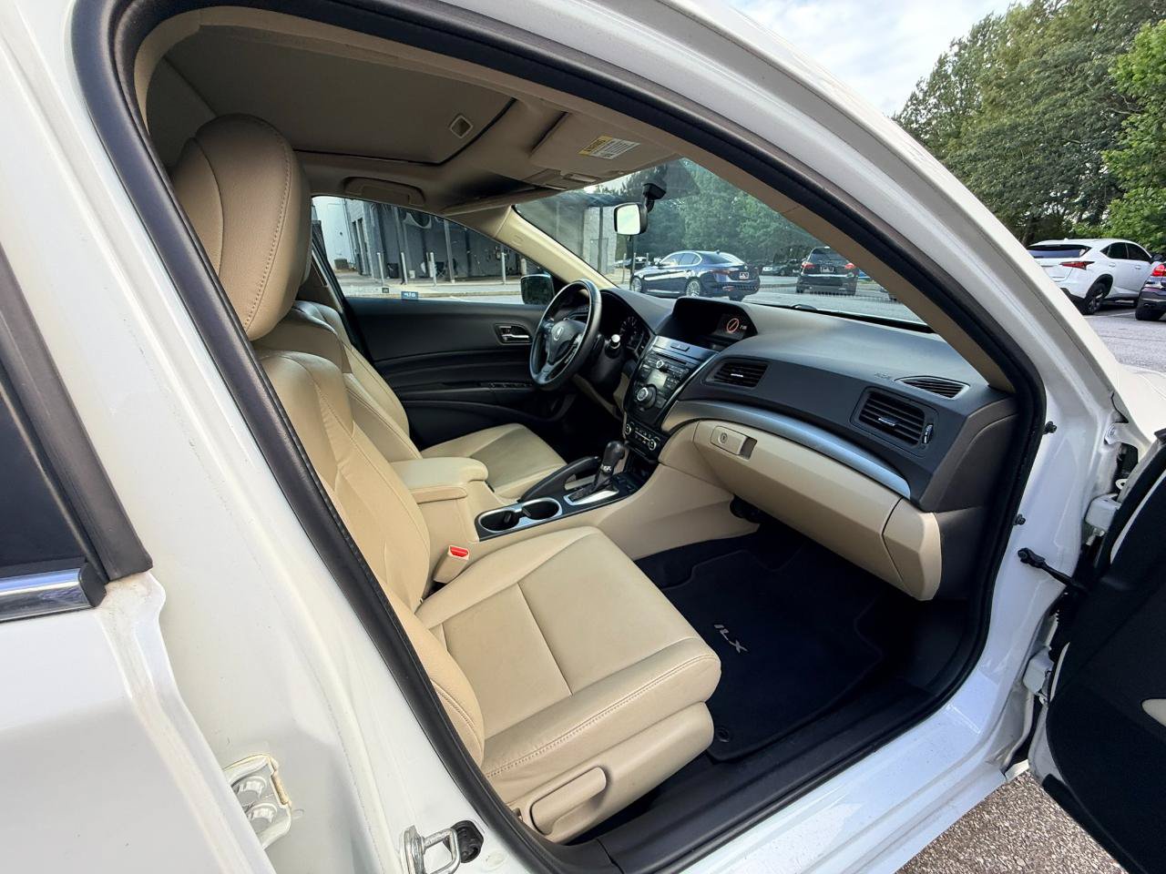 Used 2018 Acura ILX FWD image 14