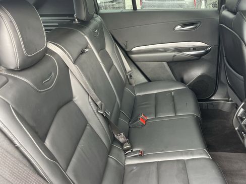 Used 2024 Cadillac XT4 Premium Luxury image 19