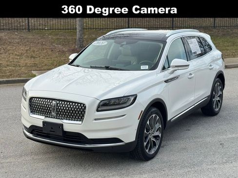 Used 2021 Lincoln Nautilus Reserve w/ Equipment Group 201A image 8