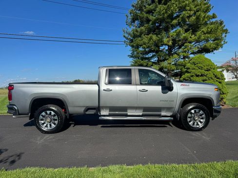 Used 2025 Chevrolet Silverado 3500 LT w/ All Star Edition AWD/4WD image 6