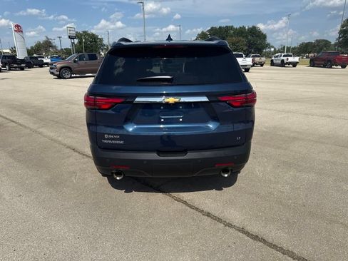 Used 2022 Chevrolet Traverse LT image 20