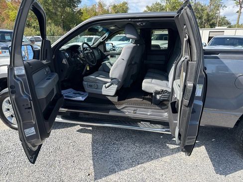 Used 2011 Ford F150 XLT w/ XLT Chrome Pkg image 16