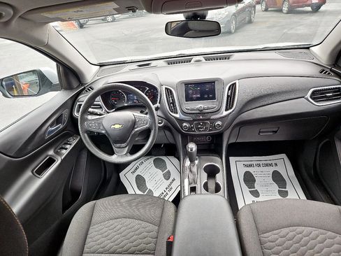Used 2021 Chevrolet Equinox LT image 12