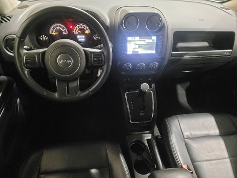 Used 2017 Jeep Patriot High Altitude AWD/4WD image 22