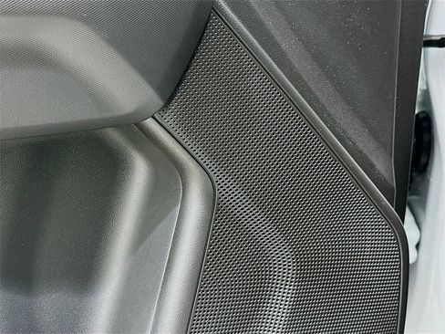 New 2026 GMC Canyon Elevation w/ Convenience Package image 19