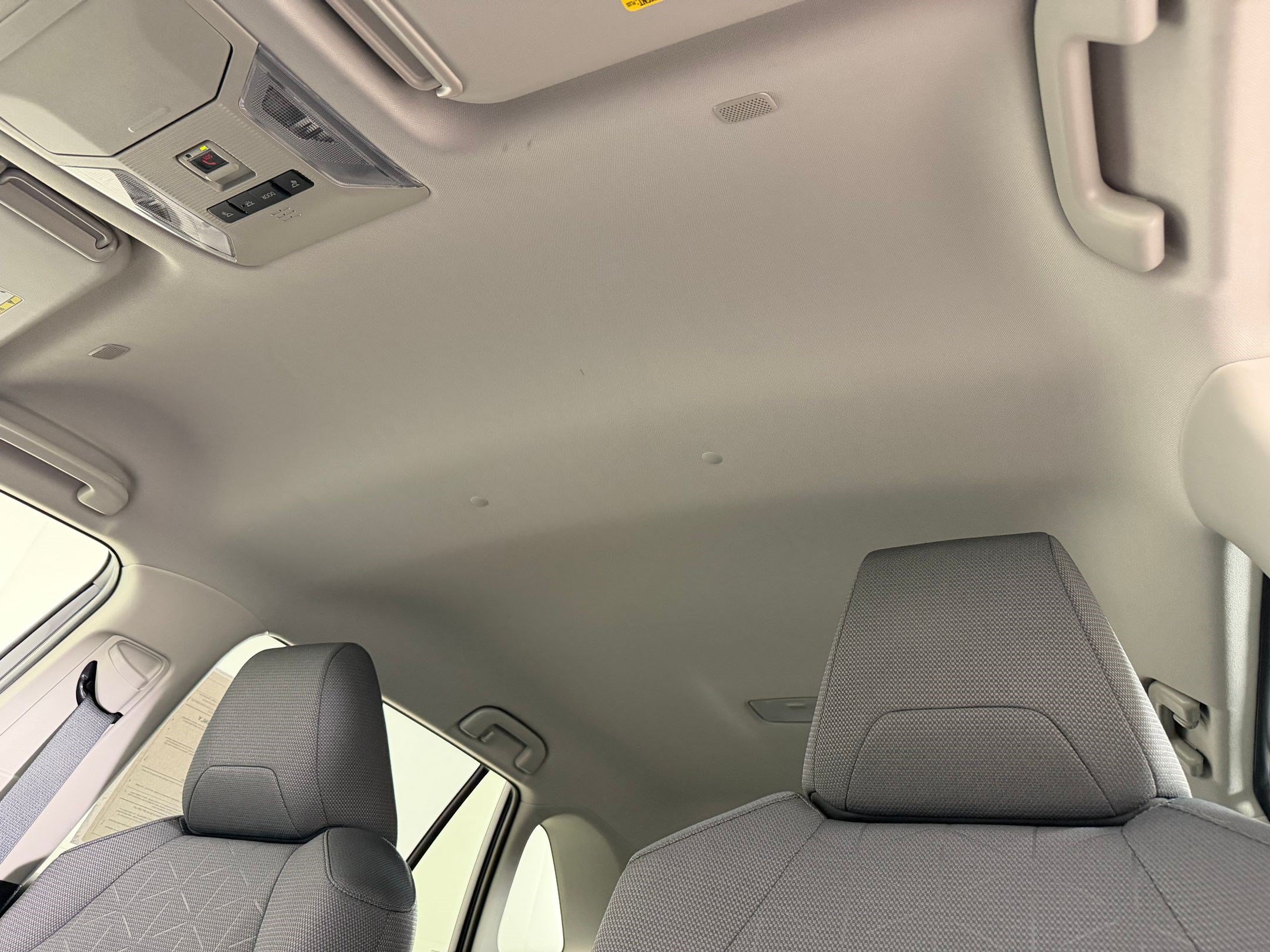Used 2025 Toyota RAV4 XLE AWD/4WD image 24