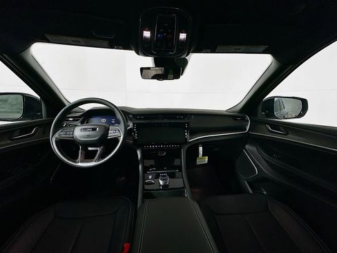 New 2026 Jeep Grand Cherokee Limited image 18