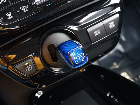 Used 2019 Toyota Prius XLE image 21