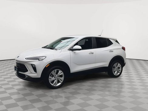 Certified 2024 Buick Encore GX Preferred AWD/4WD image 29