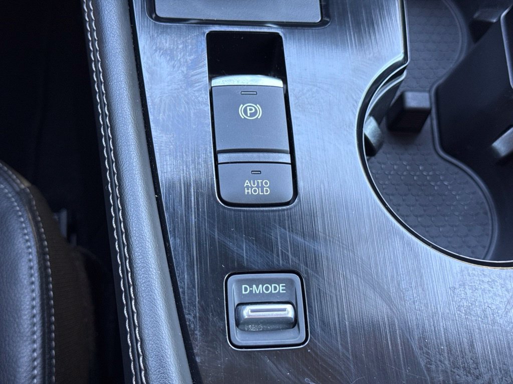 Used 2023 Nissan Rogue SL w/ SL Premium Package FWD image 25
