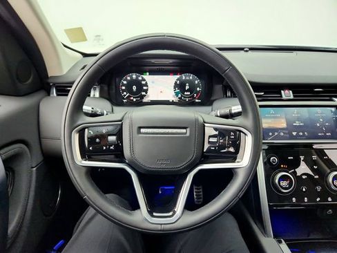 Certified 2022 Land Rover Discovery Sport SE image 21