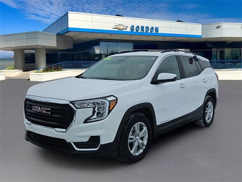 Used 2023 GMC Terrain SLE w/ Driver Convenience Package image 1