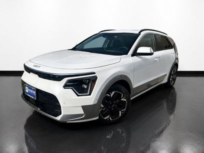 Used 2023 Kia Niro Wave w/ Wave Preserve Package