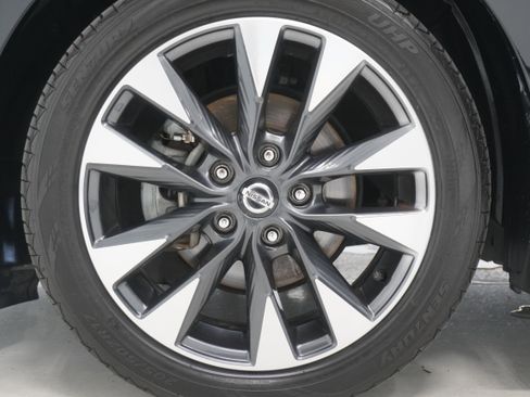 Used 2019 Nissan Sentra SR image 24