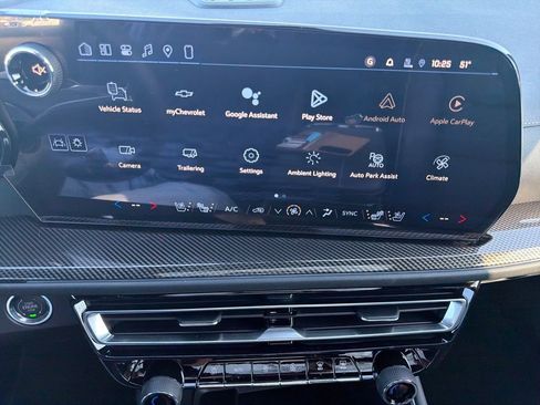 New 2026 Chevrolet Traverse High Country image 18