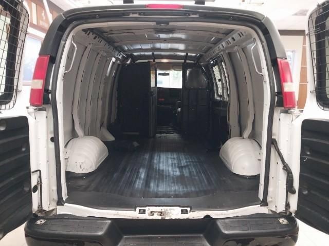 Used 2013 GMC Savana 2500 w/ Cold Climate Package RWD image 3