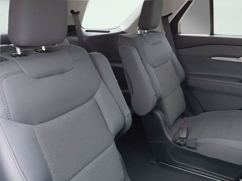New 2026 Ford Explorer Active AWD/4WD image 19
