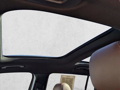 Used 2022 Mercedes-Benz GLB 250 image 15