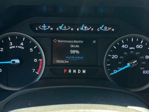 Certified 2022 Ford F250 XLT w/ Black Appearance Package image 5