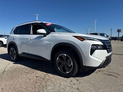 New 2026 Nissan Rogue SV w/ SV Premium Package image 8