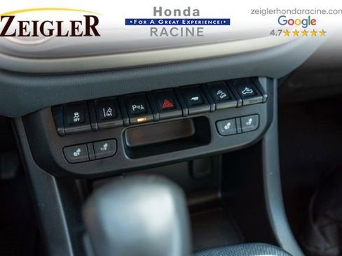 Used 2022 Chevrolet Colorado Z71 w/ Safety Package image 27