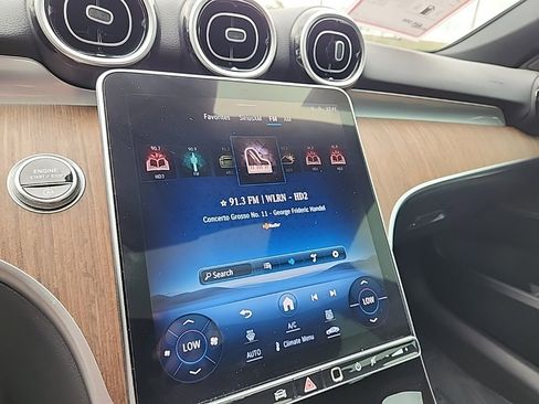 Used 2024 Mercedes-Benz C 300 Sedan image 28