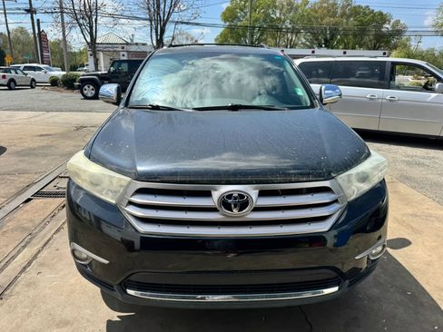 Used 2012 Toyota Highlander Limited w/ Tow Pkg image 3