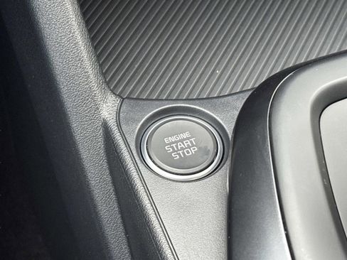 New 2025 Kia K4 LX image 29