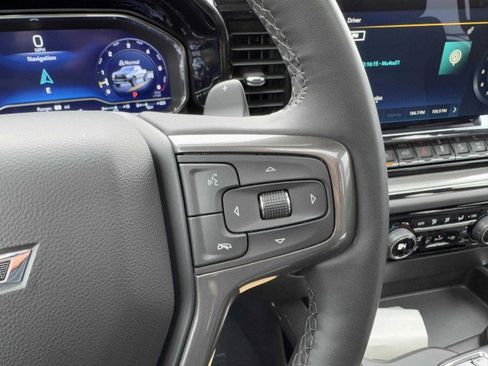 Used 2024 Chevrolet Silverado 1500 ZR2 w/ Technology Package image 27