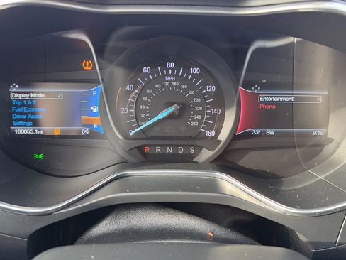 Used 2017 Ford Fusion SE w/ Fusion SE Technology Package image 16