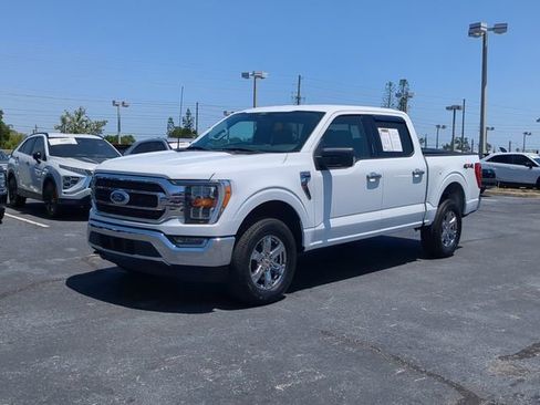 Used 2022 Ford F150 XLT w/ Equipment Group 302A High AWD/4WD image 2