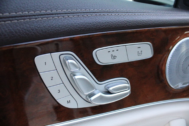 Used 2018 Mercedes-Benz E 300 image 3