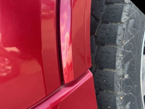 Used 2012 GMC Acadia Denali image 10