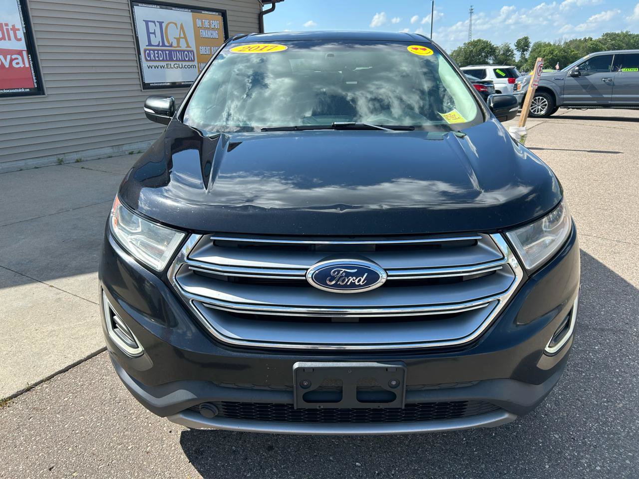 Used 2017 Ford Edge SEL w/ Equipment Group 201A AWD/4WD image 2