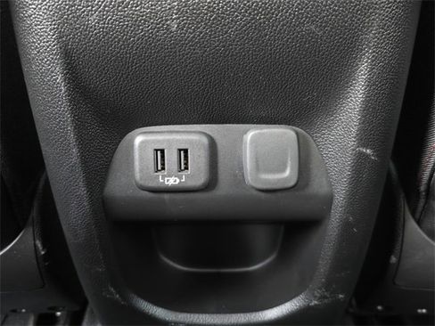 Used 2020 GMC Canyon All Terrain w/ All Terrain X Package image 17