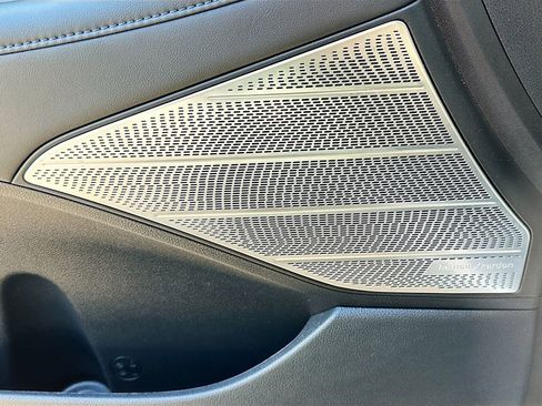 Used 2023 Hyundai Palisade Calligraphy image 19