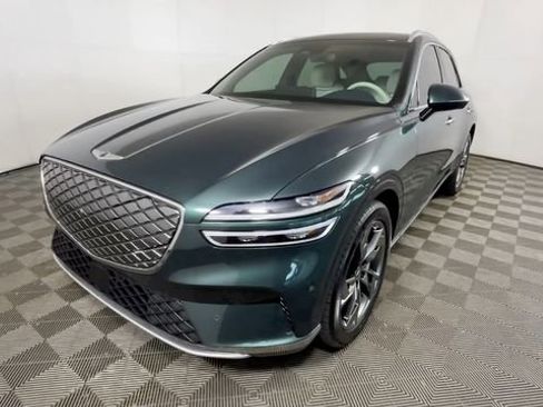 Used 2024 Genesis Electrified GV70 AWD/4WD image 10
