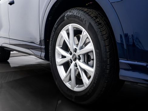 Certified 2025 Audi Q3 2.0T Premium Plus w/ Premium Plus Package image 19