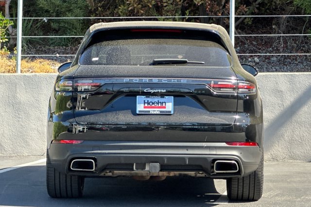 Used 2022 Porsche Cayenne AWD/4WD image 4