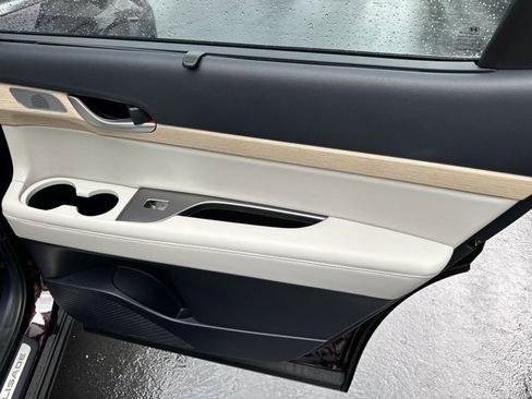 Used 2023 Hyundai Palisade Limited image 16